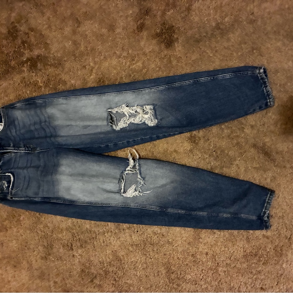 Distressed Arizona Blue Jeans